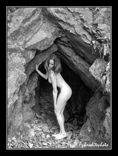 17 La grotte de la source 1